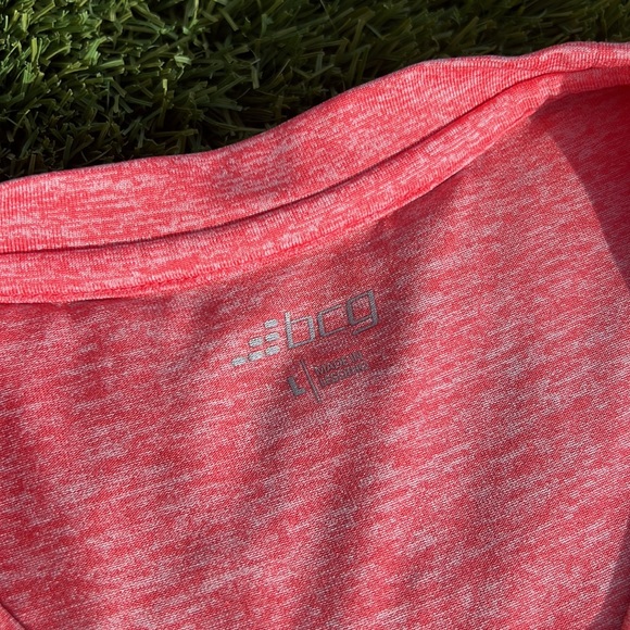 Workout Top Bundle! - Picture 2 of 4